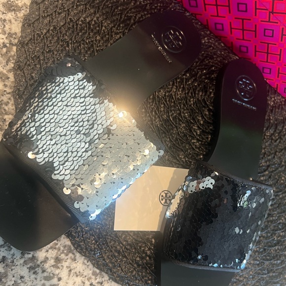 Tory Burch sandals size 7 - Picture 1 of 5